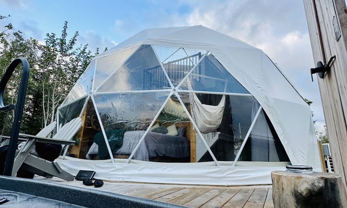 Pomquet Complejo | Tranquility Dome Accommodations