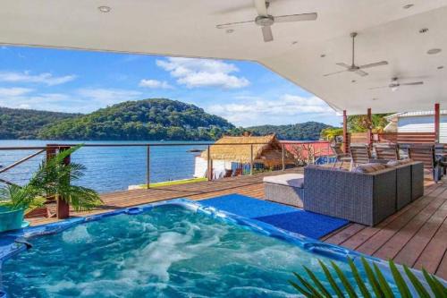 Woy Woy Apartamento | Tranquility with Spa & Jetty
