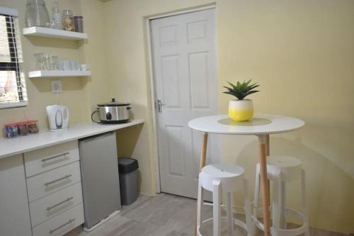 Pinetown Apartamento | Tranqulity In Sarnia