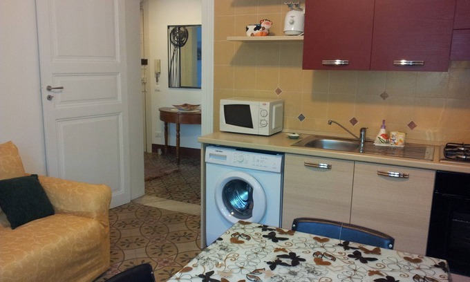 Trapani City Centre Apartamento | TRAPANI VACACIONES DE BAJO COSTO HOGAR 2