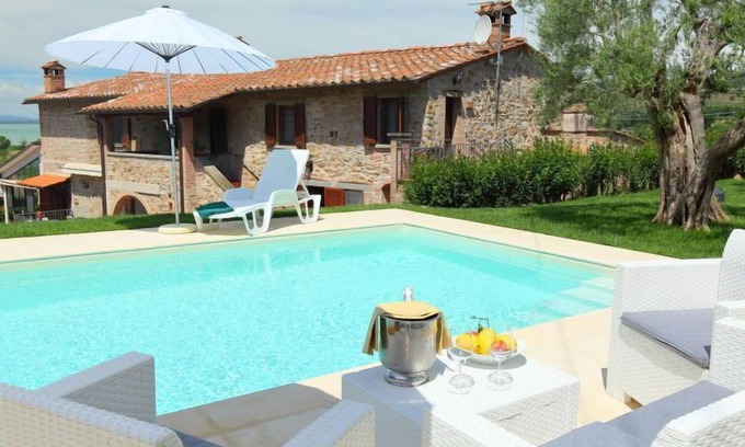 Magione Casa | Trasimeno link by Interhome