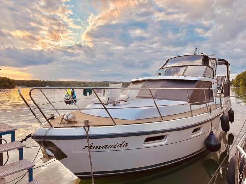 Bad Saarow Alquiler De Eote | TraumZeitBoot Amavida Yacht auf dem Scharmützelsee Bad Saarow