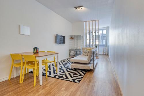 Centro / Baixa Apartamento | Travel & live Santa Catarina apartment