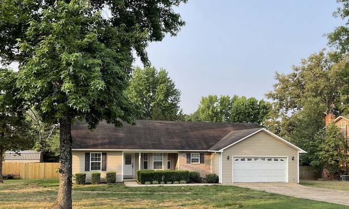 Batesville Casa | Travel with Comfort and Convenience. Relax in this Newly Renovated Home.
