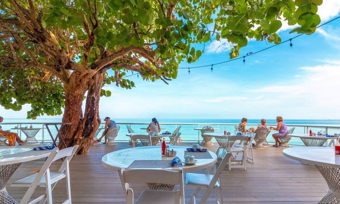 Negril Complejo | Travellers Beach Resort