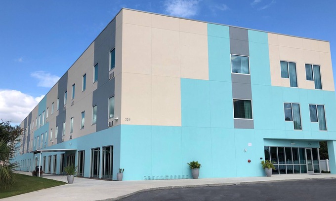 West Panama City Beach Hotel | Travelodge by Wyndham Panama City Beach / Beachfront