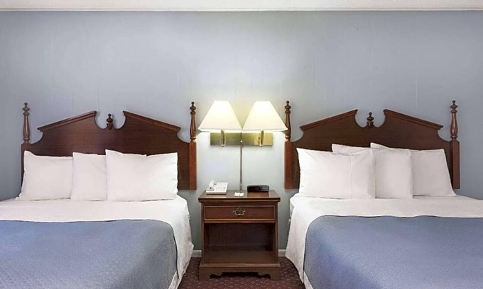 East Las Vegas Apartamento | Travelodge by Wyndham Las Vegas NM is offering accommodations in Las Vegas .
