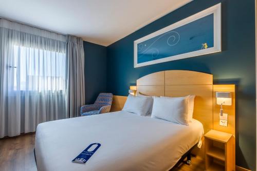 Alcala de Henares Hotel | Travelodge Madrid Alcalá de Henares