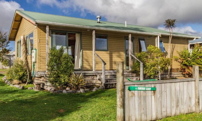 National Park Village Casa | Traverse Cabin - National Park Holiday Home