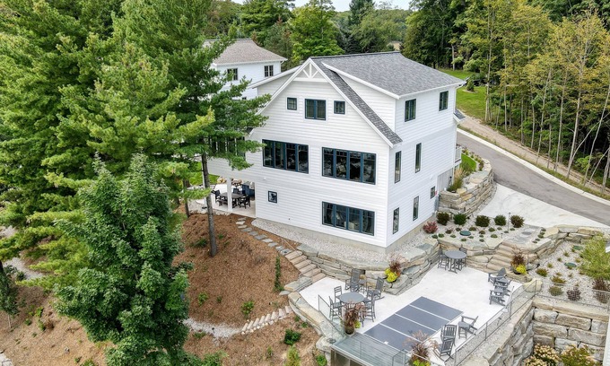 Mayfield Casa | Traverse City Lakemore Resort Luxury Lakefront Home w/ Hot Tub on Arbutus Lake
