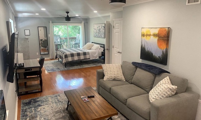 Travis Heights Condominio | Travis Heights Oasis!