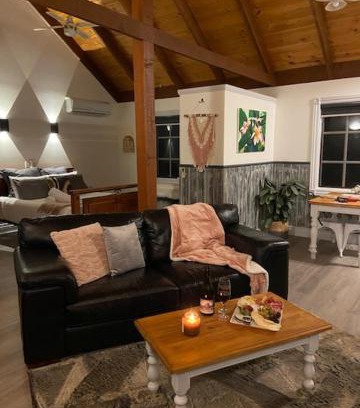 Trawool Casa | Trawool Shed Cottages, Cafe and Restaurant