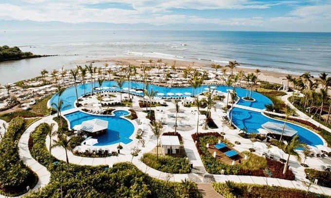 Las Jarretaderas Condominio | Treat yourself to an amazing stay @ Grand Mayan Vidanta 2bedroom suite