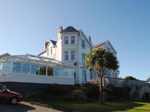 Amlwch Hotel | Trecastell Hotel