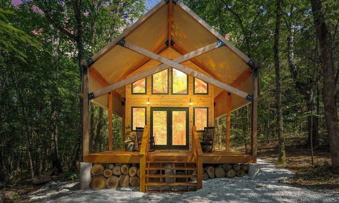Branson Cabina | Tree Farm Duo | Best of the Ozarks!
