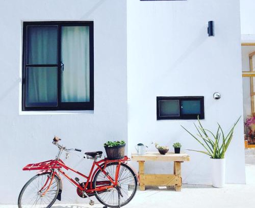 Tongluo Casa | Tree House Café & Homestay