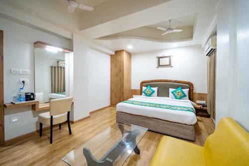 Bhopal Hotel | Treebo Kamal Regency