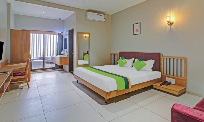 Satara Casa | Treebo Trend Matoshree Inn Satara
