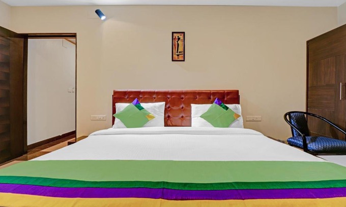 Kakinada Hotel | Treebo Trend S V Manor