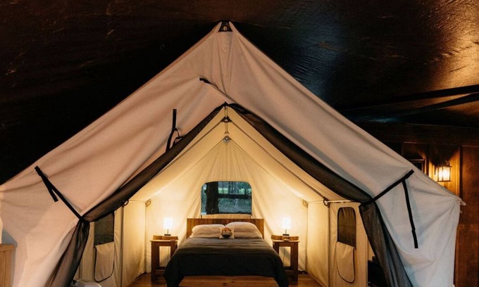 Branson Casa | Treehouse Branson, MO Cozy Glamping Site