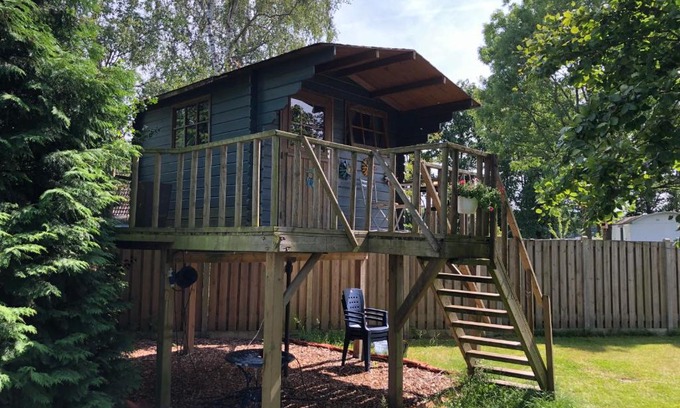 Wouwse Plantage Otro | Treehouse op het platteland van Huize Ouwervelden