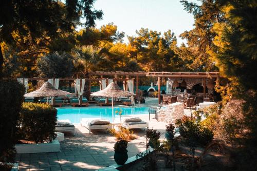 Ixia Hotel | Trees Art Hotel & Suites