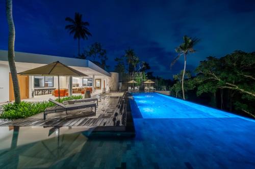 Singakerta Villa | Treetop Vibes - Designer Villa Overlooking Ubuds Green Canyon