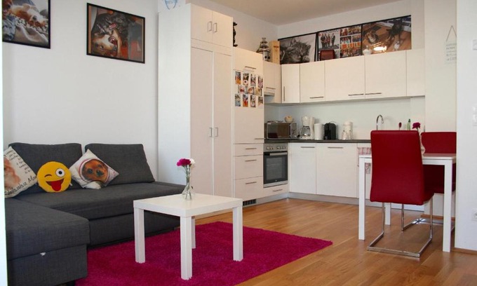 Donaustadt Apartamento | Trendy Danube Apartment - Close to UN