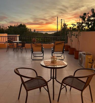 Zaragoza Apartamento | Tres Iguanas Apart Hotel - New, cozy & spacious flats, short walk to beach