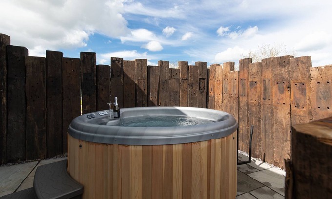 Penally Chalet De Esquí | Trevelyn - Luxury Lodge, Hot Tub, Close to Beach