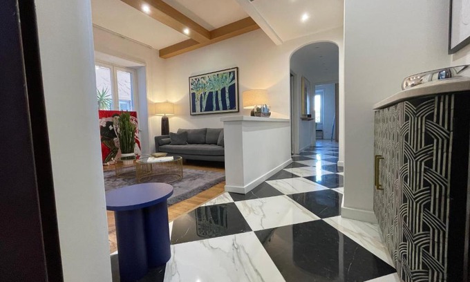 Rione II Trevi Apartamento | Trevi Fountain Luxury Flat