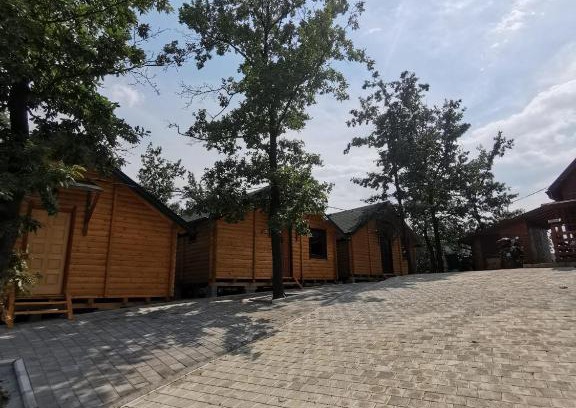 Bor Casa | TRI KOLIBE