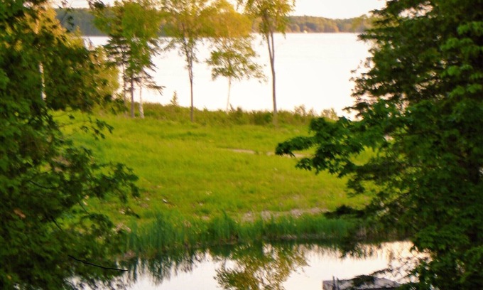 Grey Highlands Cabaña | Trillium Shores on Lake Eugenia