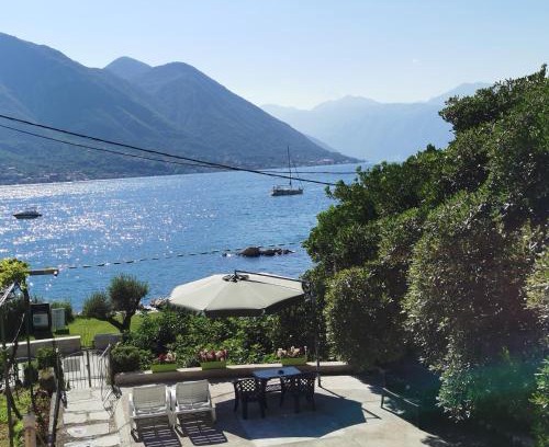 Dobrota Apartamento | Trinity Apartment Seafront