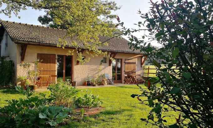 Viry Cama Y Desayuno | Trip'n Touille guest house overlooking the Charolais bocages