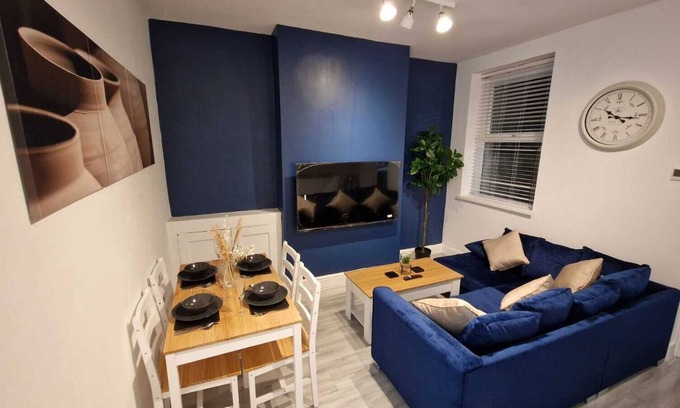 Plasnewydd Casa | Triple Bedroom - Close to Cardiff City Centre