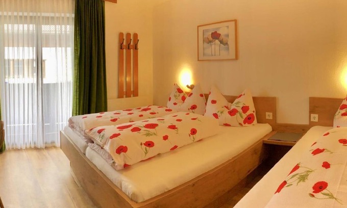 Hopfgarten im Brixental Cabaña | Triple room, 1 bedroom - Pension Heidelberg - Fam Fuchs