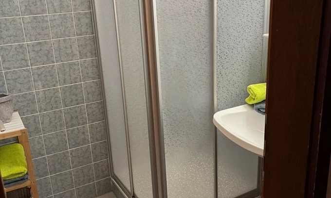 Gleiming Cabaña | Triple room with shower, WC - Pension Mitterwallner