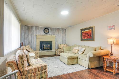Tropic Casa | Tropic Getaway Near Bryce Canyon National Park!