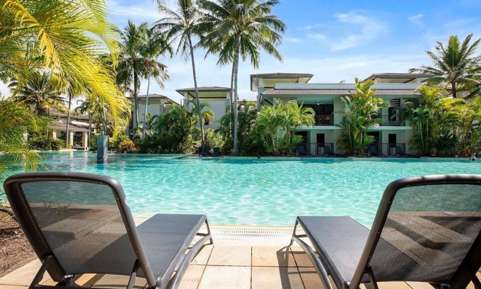 Port Douglas Complejo | Two Bedroom Swimout in Tropical Resort