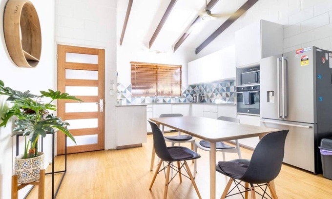 Parap Casa | Tropical Garden Villa | 5 mins from City Centre
