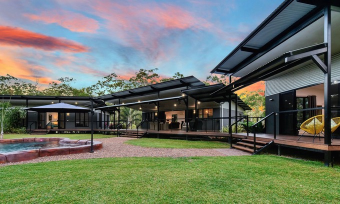 Humpty Doo Casa | Tropical Oasis Holiday Home - Darwin NT