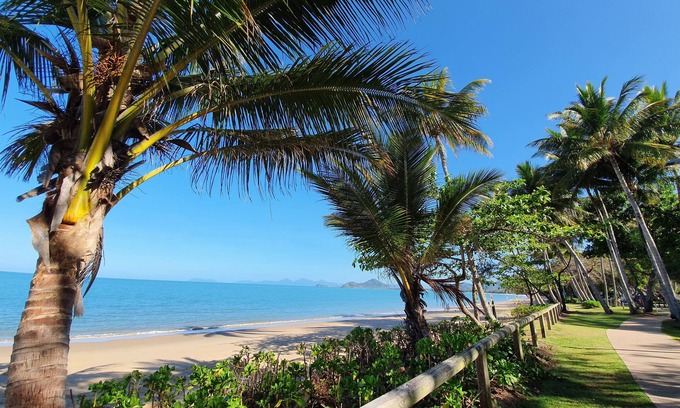 Palm Cove Apartamento | Tropical Unit with Private Fenced Garden Close to The Beach 4