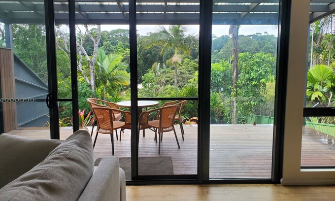 Kuranda Casa | Tropical View Modern Retreat