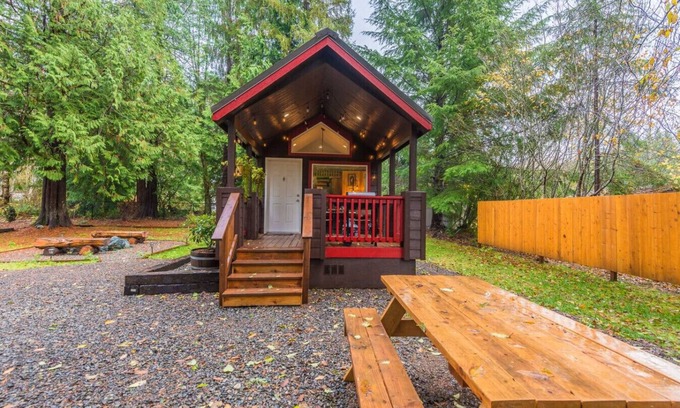 Beaver Casa | Trout Corner: wooded tiny home