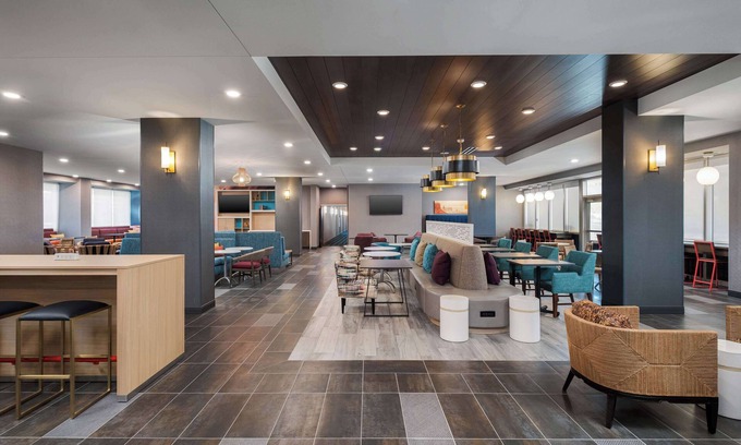 Encanto Hotel | Tru By Hilton Phoenix Midtown