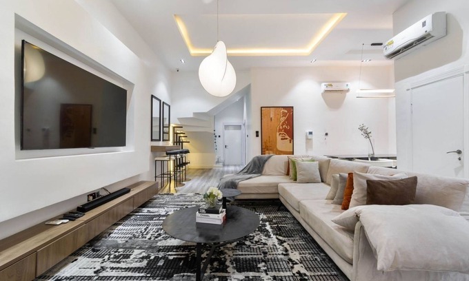 Ofin Casa | True Apartment, Modernly styled 4 bedroom duplex in Lekki