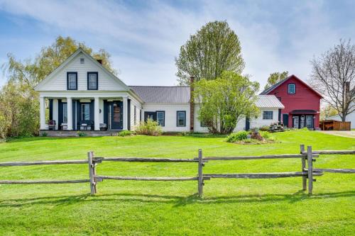 Irasburg Casa | True North Farm House - Historic Family Home