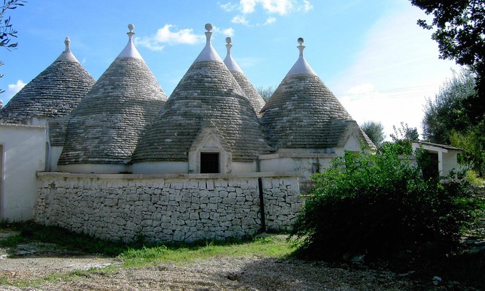 Triggianello Casa | Trulli di Mercedes splendid residence consisting of 5 trulli