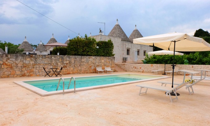 Martina Franca Casa | TRULLI "SOLE" INMERSO EN EL CORAZÓN DEL VALLE D'ITRIA